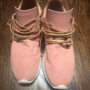 Esseoutesse Pink Women's Shoes
